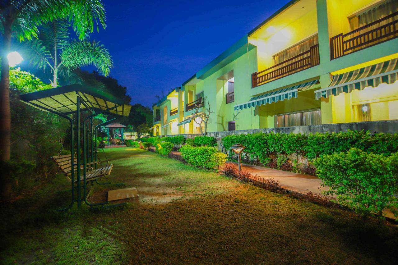 V Resorts Rajaji National Park Ришикеш Экстерьер фото
